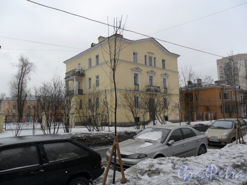 Улица Гладкова, дом 14. Фото март 2013 г.