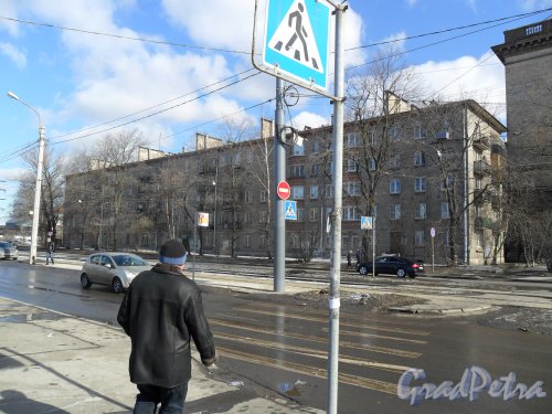 Кронштадтская улица, дом 4. Фото март 2013 г.