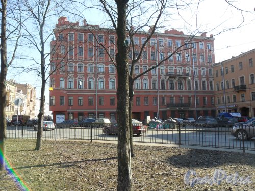 Садовая улица, дом 88. Вид дома с площади Тургенева. Фото апрель 2013 г.
