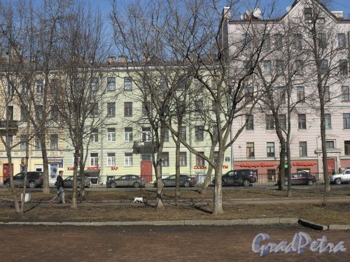 Улица Садовая, дом 99. Площадь Тургенева. Фото апрель 2013 г.