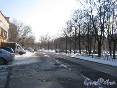Перспектива Диагональной ул. в сторону Новолитовской ул. в районе дома 12. Фото 10 марта 2013 г.