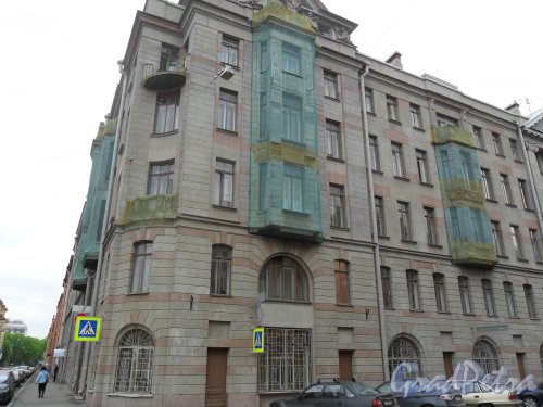 Улица Егорова, дом 18. Угол улиц Егорова и 5-й Красноармейской. Фото 24 мая 2013 г.