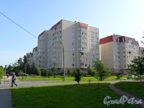 Улица Щербакова, дом 29, корпус 1. Вид дома с улицы Репищева. Фото 1 июня 2013 года.