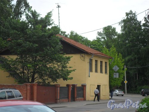 Улица Елизаветинская, дом 4. Фото 14 июня 2013 г.