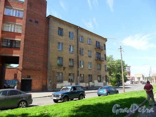 Улица Циолковского, дом 1. Фото 21 июня 2013 г.