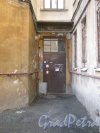 Ул. Черняховского, дом 69. Фрагмент внутреннего двора. Фото 12 июня 2013 г.