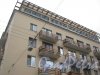 Ул. Черняховского, дом 16. Фрагмент верхней части фасада здания. Фото 14 июня 2013 г.