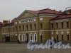 Петропавловская крепость, дом 6. Центральная часть здания. Фото 1 марта 2014 года.