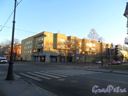 Город Пушкин, Конюшенная улица, дом 27. Фото ноябрь 2013 года.