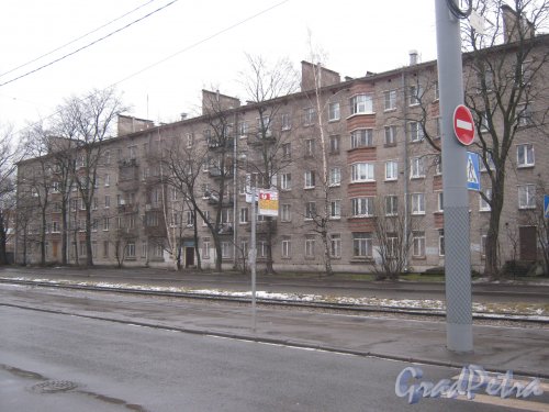 Кронштадтская ул., дом 4. Общий вид с автобусного кольца. Фото 4 января 2014 г.
