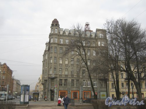 Садовая ул., дом 103. Общий вид здания. Фото 28 февраля 2014 г.
