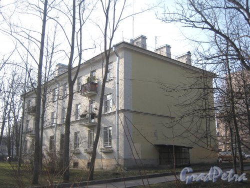 г. Пушкин, Леонтьевская ул., дом 14. Общий вид здания. Фото 10 марта 2014 г.