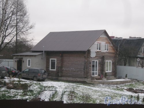Красное Село (Горелово), ул. Береговая, дом 2. Общий вид с Аннинского шоссе. Фото 4 января 2014 г.