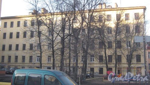 Ул. Зои Космодемьянской, дом 15. Общий вид здания. Фото 26 февраля 2014 г.