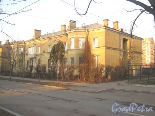 Ул. Губина, дом 14. Общий вид здания. Фото 26 февраля 2014 г.
