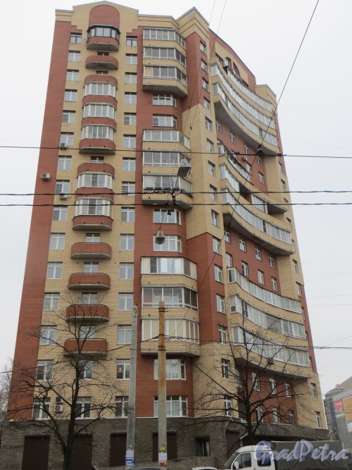 Улица Маршала Говорова, дом 12, корпус 1. Фасад жилого дома со стороны улицыа Маршала Говорова. Фото 29 ноября 2014 года.