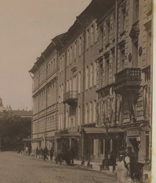 Фасад здания по адресу Гороховая улица, дом 4 до строительства дома страхового общества «Саламандра». Фото начала 1900-х годов.