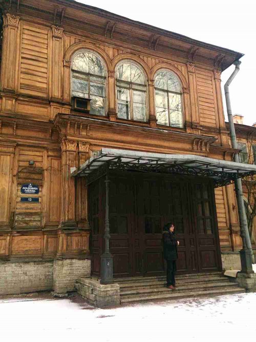 Улица Академика Павлова, дом 13. Фасад дачи Громова. Фото 2015 года.