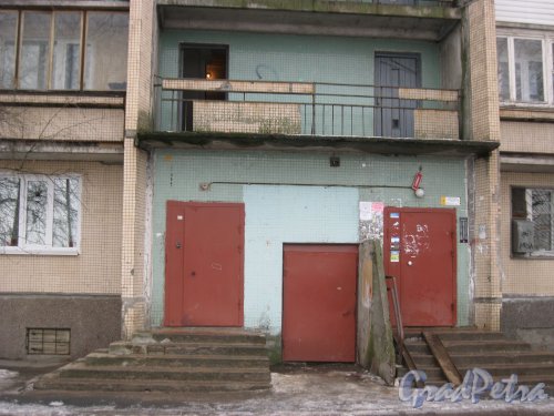Белорусская ул., дом 12, корпус 1. Парадная. Фото 12 февраля 2015 г.