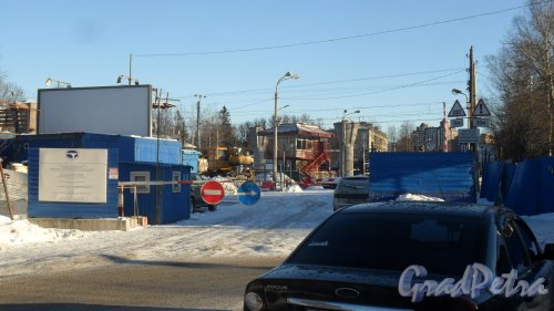 Строительство транспортных развязок в районе Поклонной горы. Общий вид стройки на улице Поклонногорской в сторону Поклонной горы на 15 февраля 2015 года.