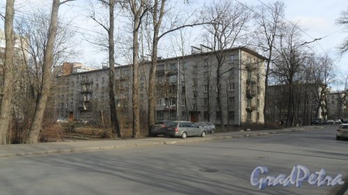 Новороссийская улица, дом 8, корпус 1. Фото 6 марта 2015 года.