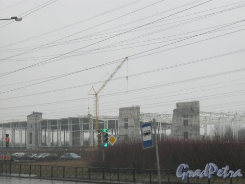Ул. Передовиков, дом 18. Строительство здания на территории. Фото 8 марта 2015 г.