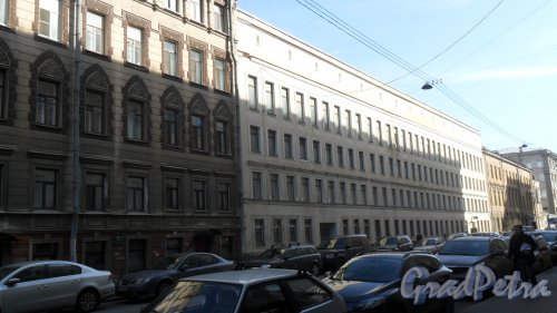 2-я Красноармейская улица, дом 5. Вид дома в сторону Московского проспекта. Фото 9 апреля 2015 года.