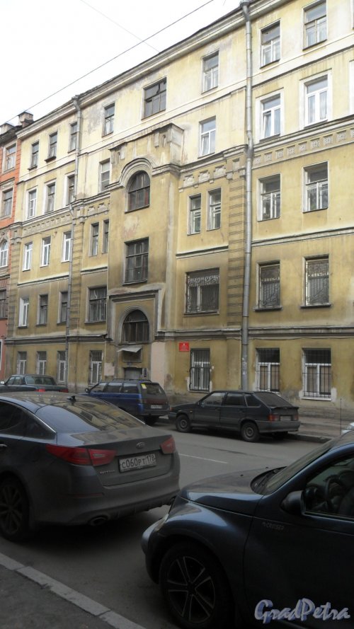 Улица 5-я Красноармейская,дом 7. Фото 9 апреля 2015 года.