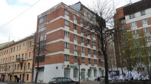 7-я Красноармейская улица, дом 11. Угол улиц 7-ой Красноармейской и Егорова. Фото 17 апреля 2015 года.