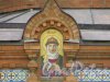 Двинская улица, дом 2. Церковь Богоявления на Гутуевском острове. Мозаичная икона «Св. княгиня Ольга». Фото 18 июня 2015 года.