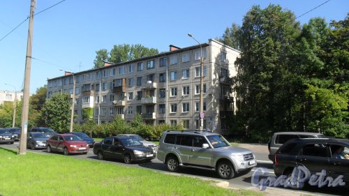 Новосибирская улица, дом 5. Жилой дом серии 1-507. 3 парадные,60 квартир. Фото 20 августа 2015 года.