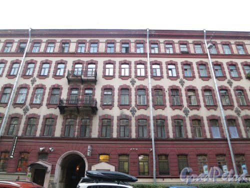 Пушкинская улица, дом 9, литера А. Фрагмент фасада здания.