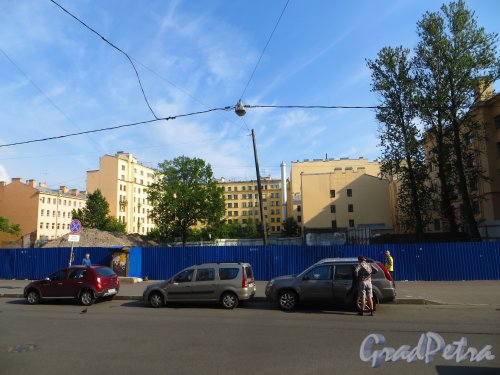 Сытнинская улица, участок домов 9-11. Общий вид после сноса зданий. Фото 21 июня 2015 года.