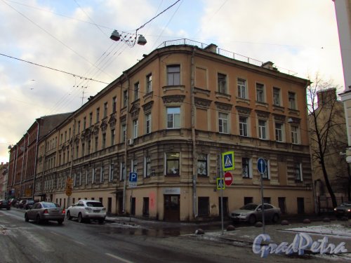 Улица Короленко, дом 10 / Артиллерийский переулок, дом 3. Общий вид здания. Фото 29 января 2016 года.