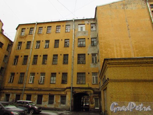 Пушкинская ул., дом 20. Вид лицевого корпуса со стороны двора. Фото 29 января 2016 года.