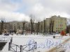 Двор жилых домов по адресам: улица Бабушкина, дом 31, литера А / улица Крупской, дом 21, литера А. Фото 16 февраля 2016 года.