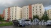 Шушары, Пушкинская улица, дом 20. 5-этажный жилой дом 121 серии 2000 года постройки. 6 парадных, 120 квартир. Фото 24 мая 2016 года.