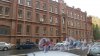 Новгородская улица, дом 23 / Старорусская улица, дом 3. 4-этажное медицинское учреждение. Клиническая городская больница №46 Святой Евгении. Фото 18 июля 2016 года.