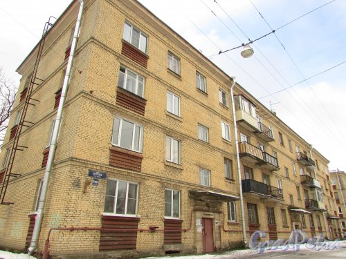 улица Крупской, дом 20, корпус 3, литера А. Фасад со стороны парадных. Фото 16 февраля 2016 года.