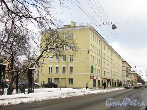 улица Крупской, дом 21, литера А. Общий вид жилого дома . Фото 16 февраля 2016 года.