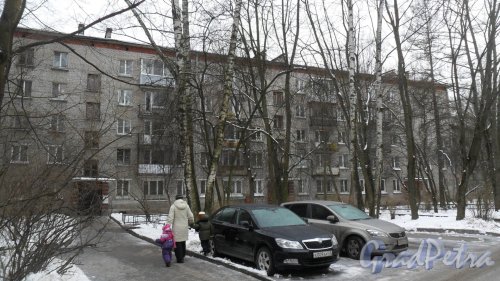 Гданьская улица, дом 23. 5-этажный жилой дом серии 1-528кп 1963 года постройки. 3 парадные, 60 квартир. Фото 19 февраля 2016 года.