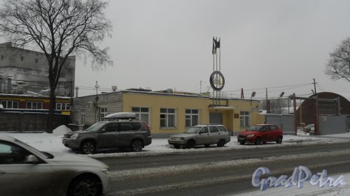 Политехническая улица, дом 11, литер Д. Хлебозавод "Каравай". Проходная. Фото 20 февраля 2016 года.