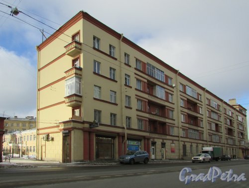 улица Бабушкина, дом 29, корпус 1, литера Б. Фасад жилого дома. Фото 16 февраля 2016 года.