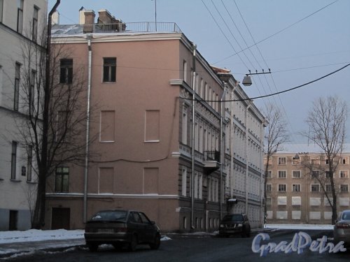 улица Александра Блока, дом 3 (ближний) и дом 1/3. Общий вид зданий. Фото 12 февраля 2012 года.