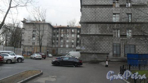 Улица Зеленогорская, дом 3. Вид дома со двора. Фото 20 апреля 2016 года.