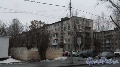 Улица Цимбалина, дом 54. 5-этажный жилой дом серии 1ЛГ-507-5 1963 года постройки. 5 парадных, 100 квартир. Фото 21 декабря 2016 года.