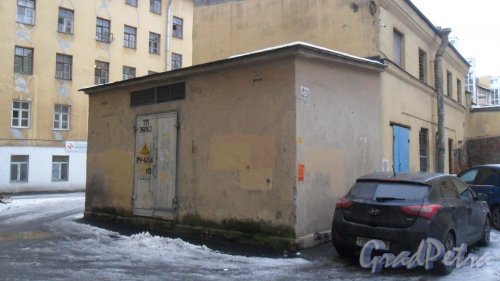 Улица Перекопская, дом 1, литер Г. Тяговая подстанция №36062. Фото 23 декабря 2017 года.