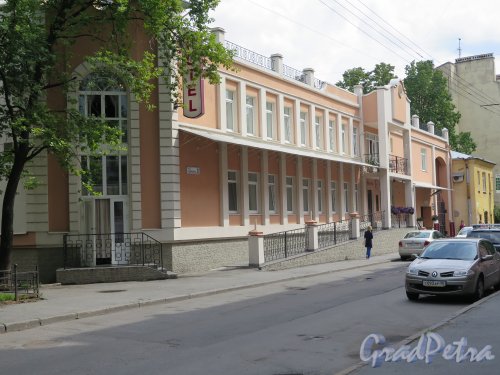 Подрезова ул., д. 21, лит. А. Гостиница «Регина», 2009. Общий вид. фото июль 2015 г.