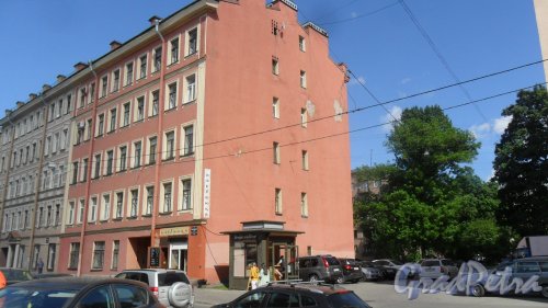 Воронежская улица, дом 54, литер А. 5-этажный жилой дом 1908 года постройки, год проведения реконструкции 1964. 1 парадная, 19 квартир. Фото 31 мая 2018 года.